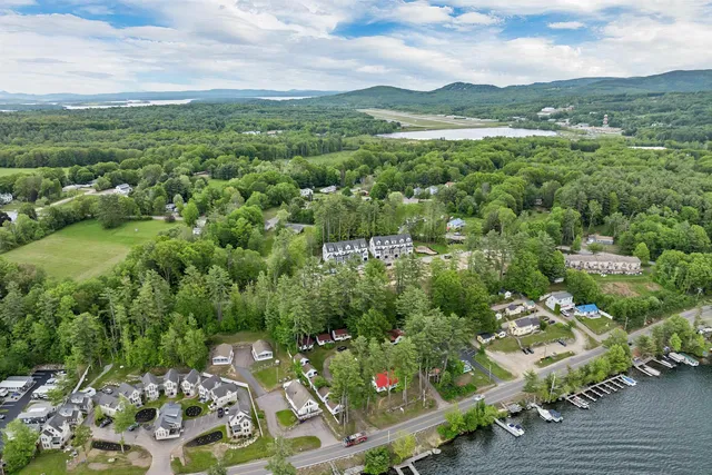 $930,000 | 60 White Oaks Road, Unit 18, Laconia, NH 03246