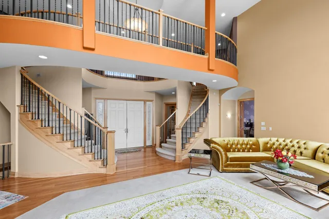 $1,585,000 | 19115 Vogel Farm Trail, Eden Prairie, MN 55347