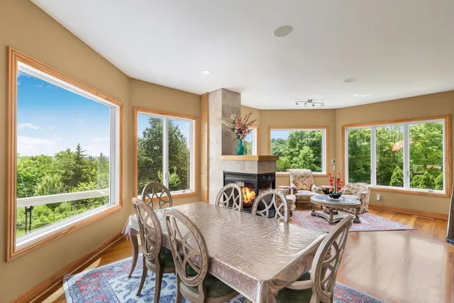 $1,585,000 | 19115 Vogel Farm Trail, Eden Prairie, MN 55347