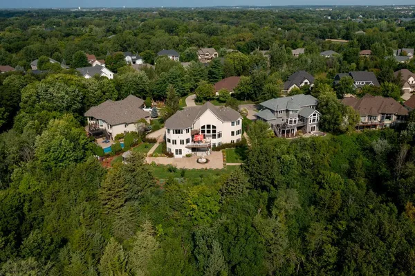 $1,549,000 | 19115 Vogel Farm Trail, Eden Prairie, MN 55347