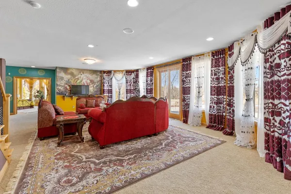 $1,549,000 | 19115 Vogel Farm Trail, Eden Prairie, MN 55347