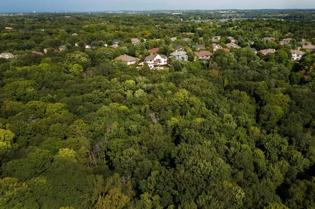 $1,585,000 | 19115 Vogel Farm Trail, Eden Prairie, MN 55347