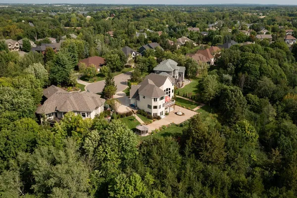 $1,549,000 | 19115 Vogel Farm Trail, Eden Prairie, MN 55347