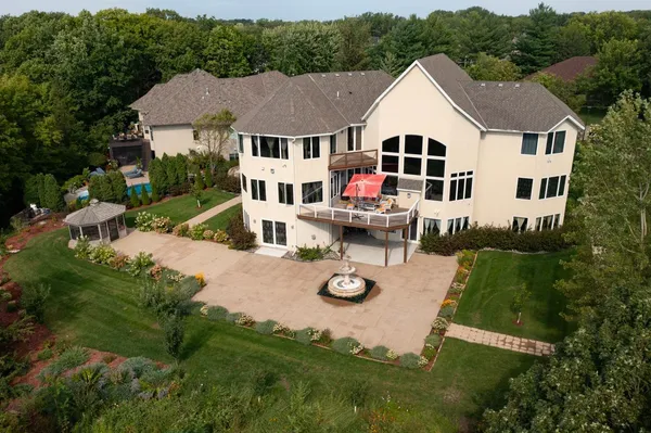 $1,549,000 | 19115 Vogel Farm Trail, Eden Prairie, MN 55347