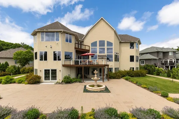 $1,549,000 | 19115 Vogel Farm Trail, Eden Prairie, MN 55347