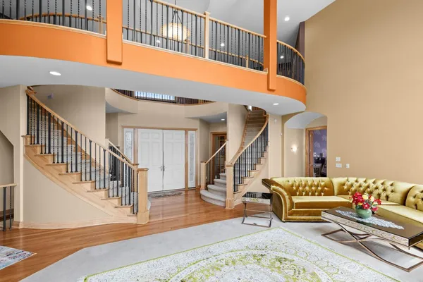 $1,549,000 | 19115 Vogel Farm Trail, Eden Prairie, MN 55347