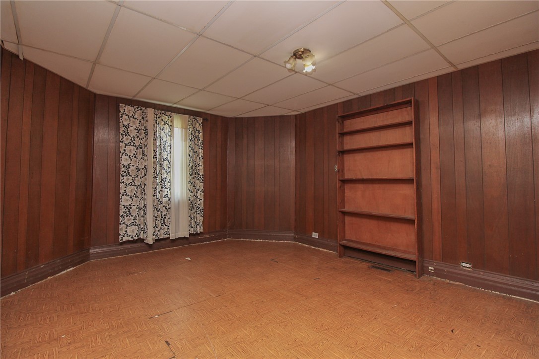 102 4th Street Charleston, IL 61920 - Photo 8 of 15