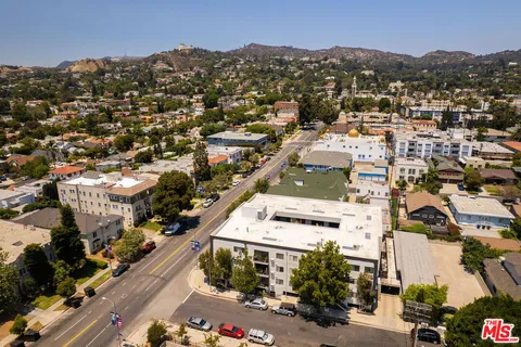 an aerial view of multiple house