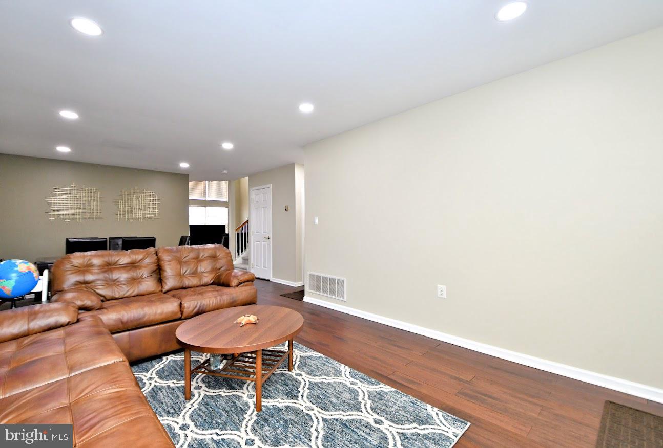 123 Raintree Crossing Hatfield, PA 19440 - Photo 7 of 50 Gallery Image 7