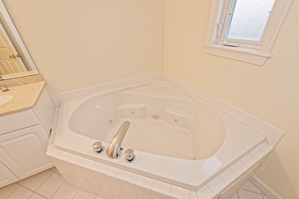 8 Whispering Brook Road, Unit 8 Marlborough, MA 01752 - Photo 25 of 42 Gallery Image 25