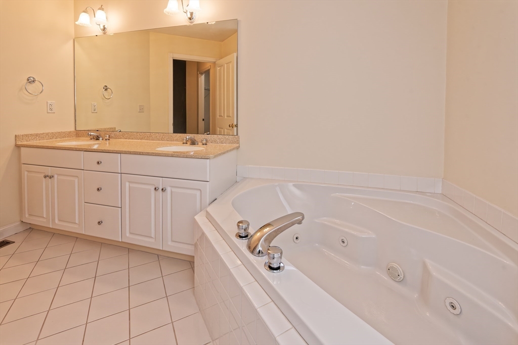 8 Whispering Brook Road, Unit 8 Marlborough, MA 01752 - Photo 26 of 42 Gallery Image 26