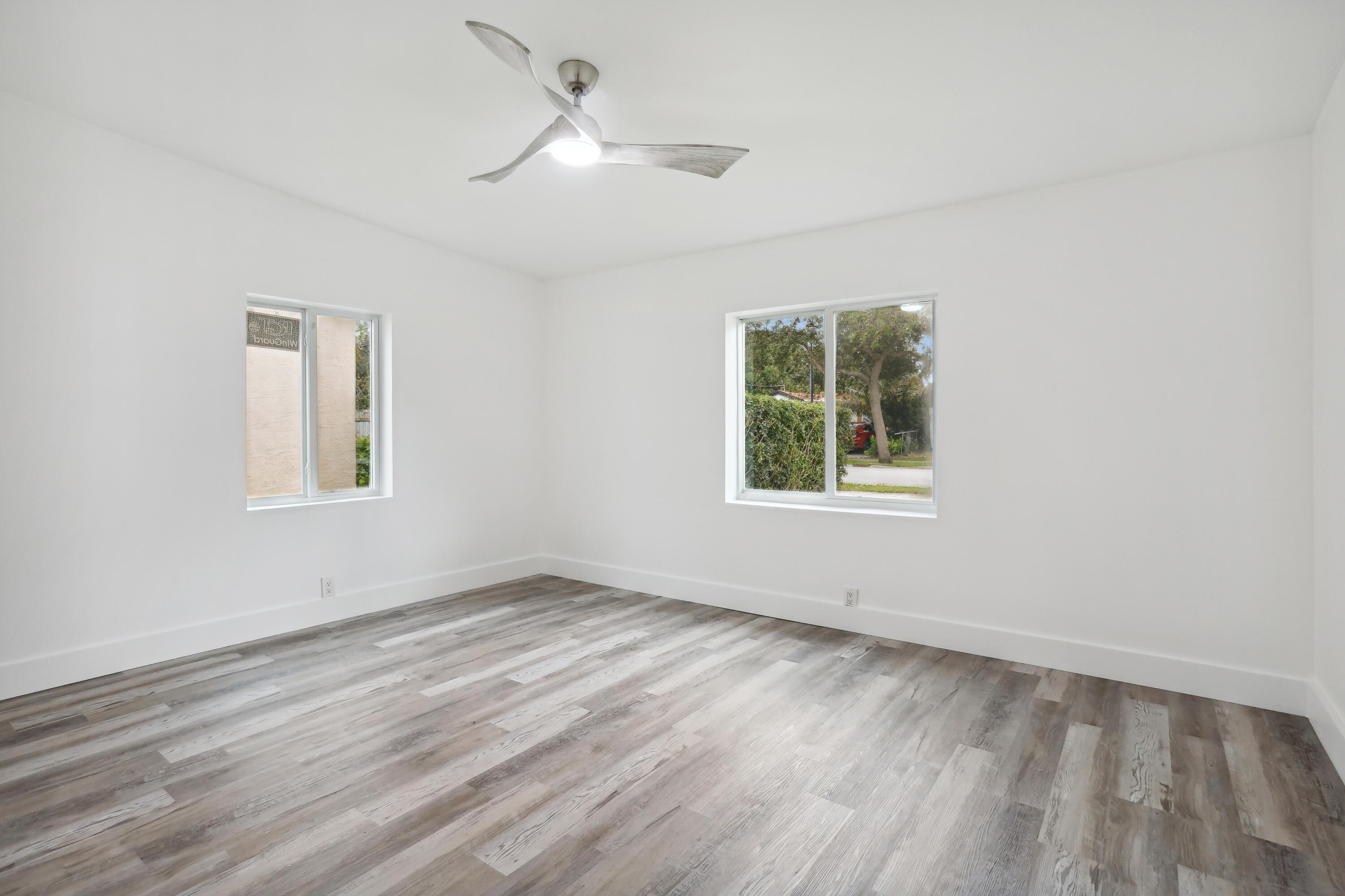 161 Northeast 15th Terrace Boca Raton, FL 33431 - Photo 11 of 17 image00049