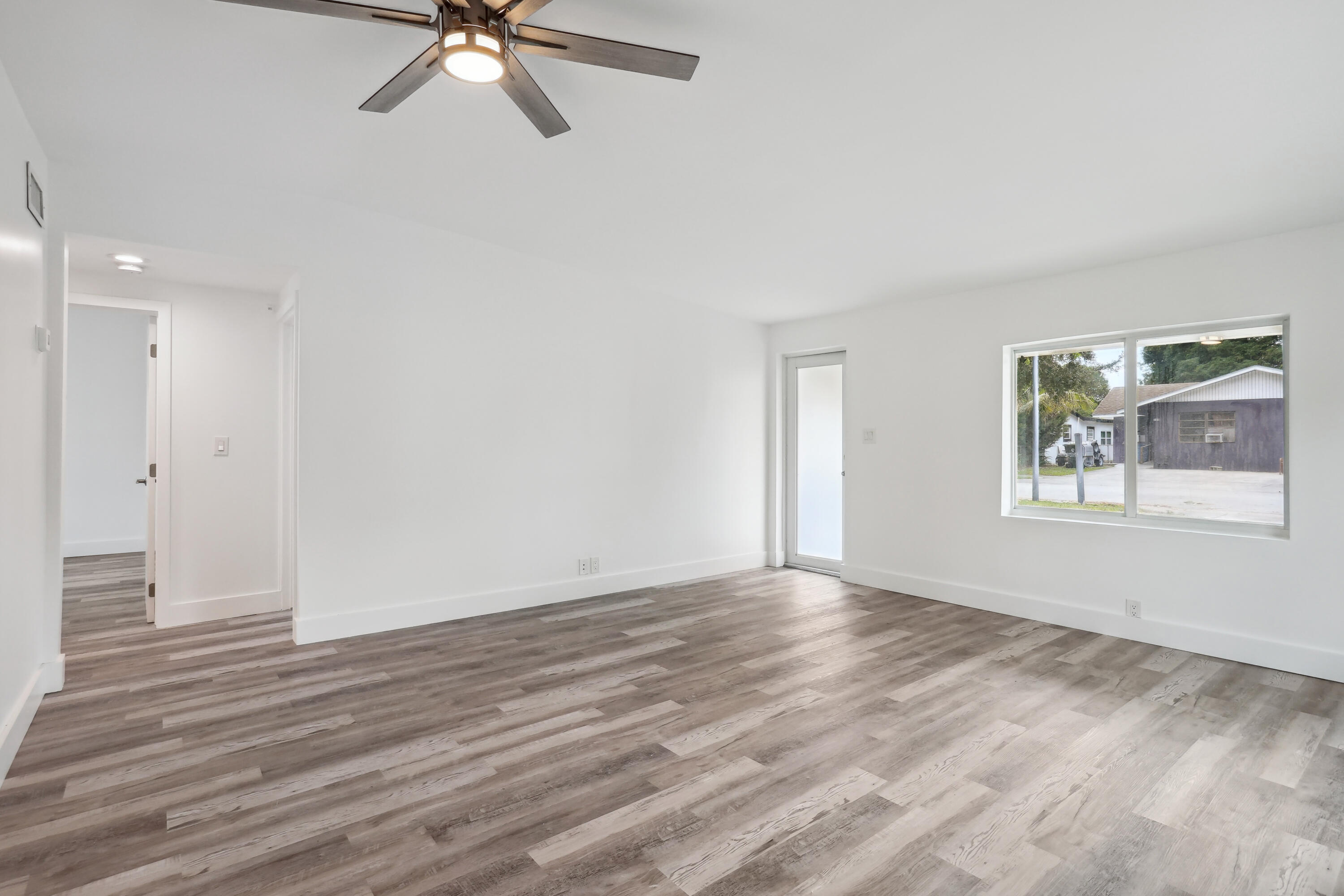161 Northeast 15th Terrace Boca Raton, FL 33431 - Photo 14 of 17 image00043