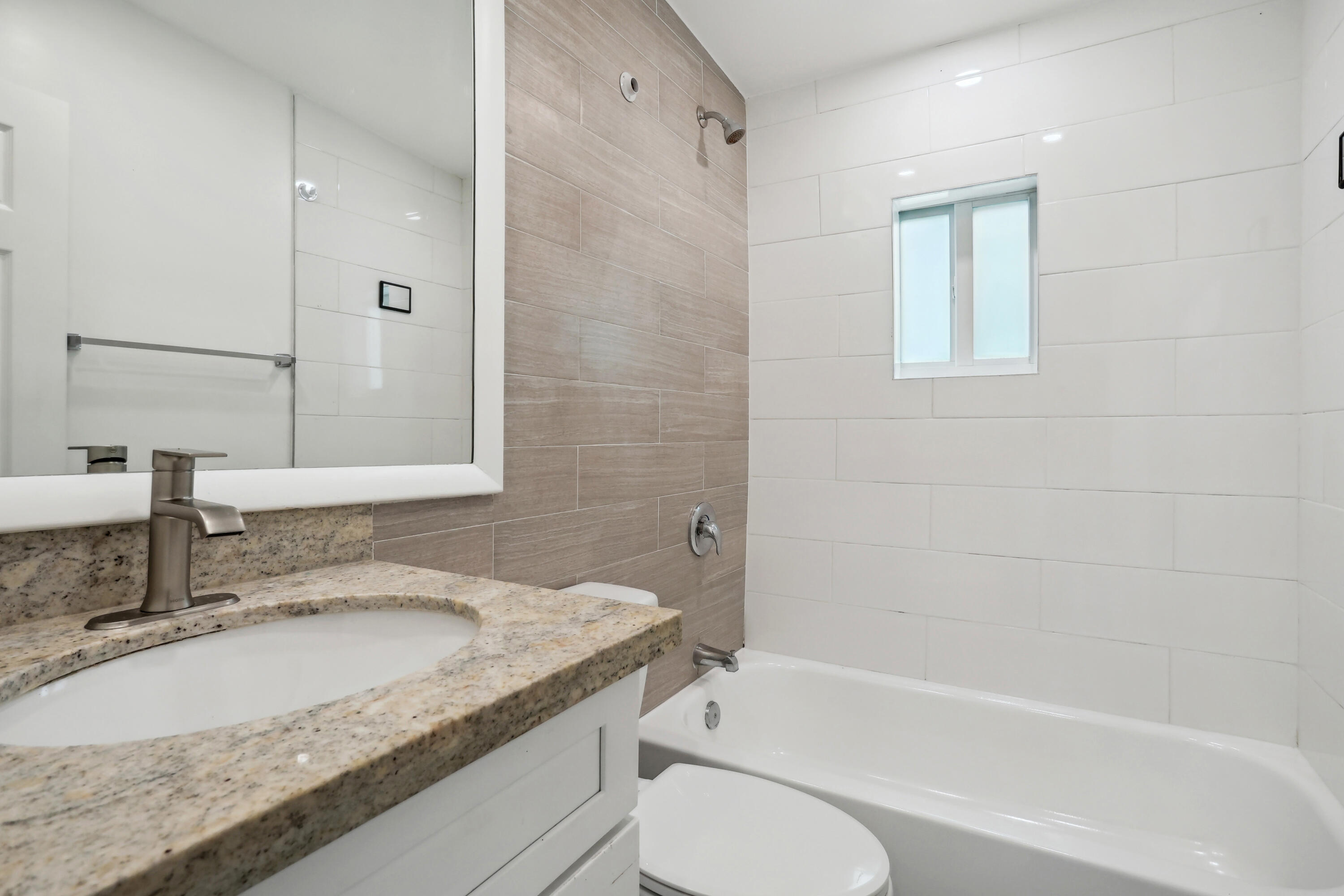 161 Northeast 15th Terrace Boca Raton, FL 33431 - Photo 9 of 17 image00052