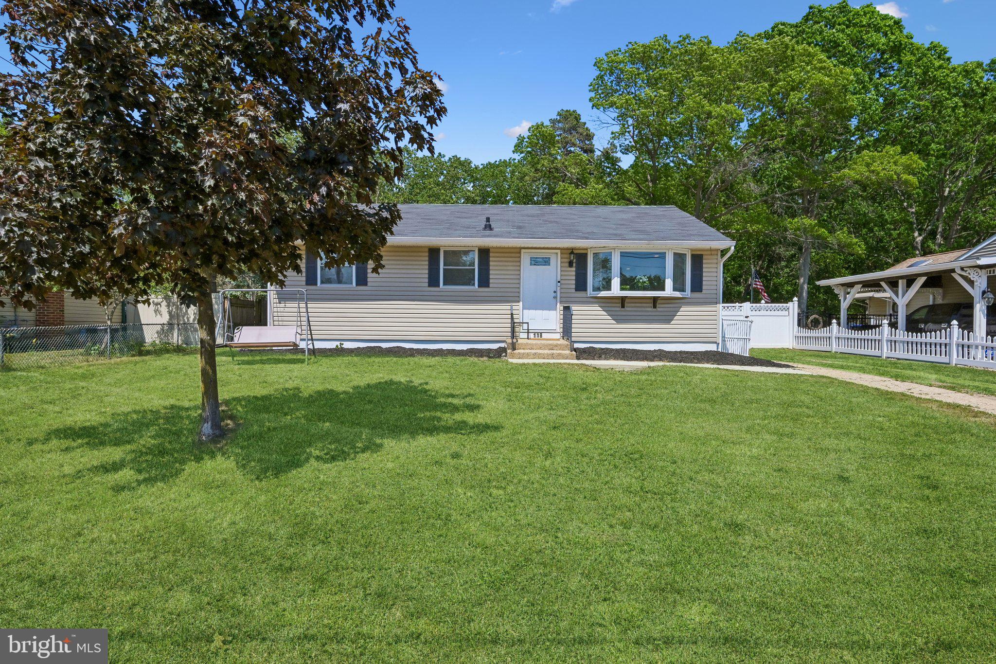 118 Country Club Road Pine Hill, NJ 08021 - Photo 1 of 21