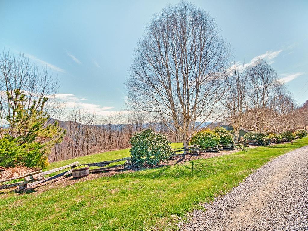65 Pioneer Ridge Road Canton, NC 28716 - Photo 28 of 36