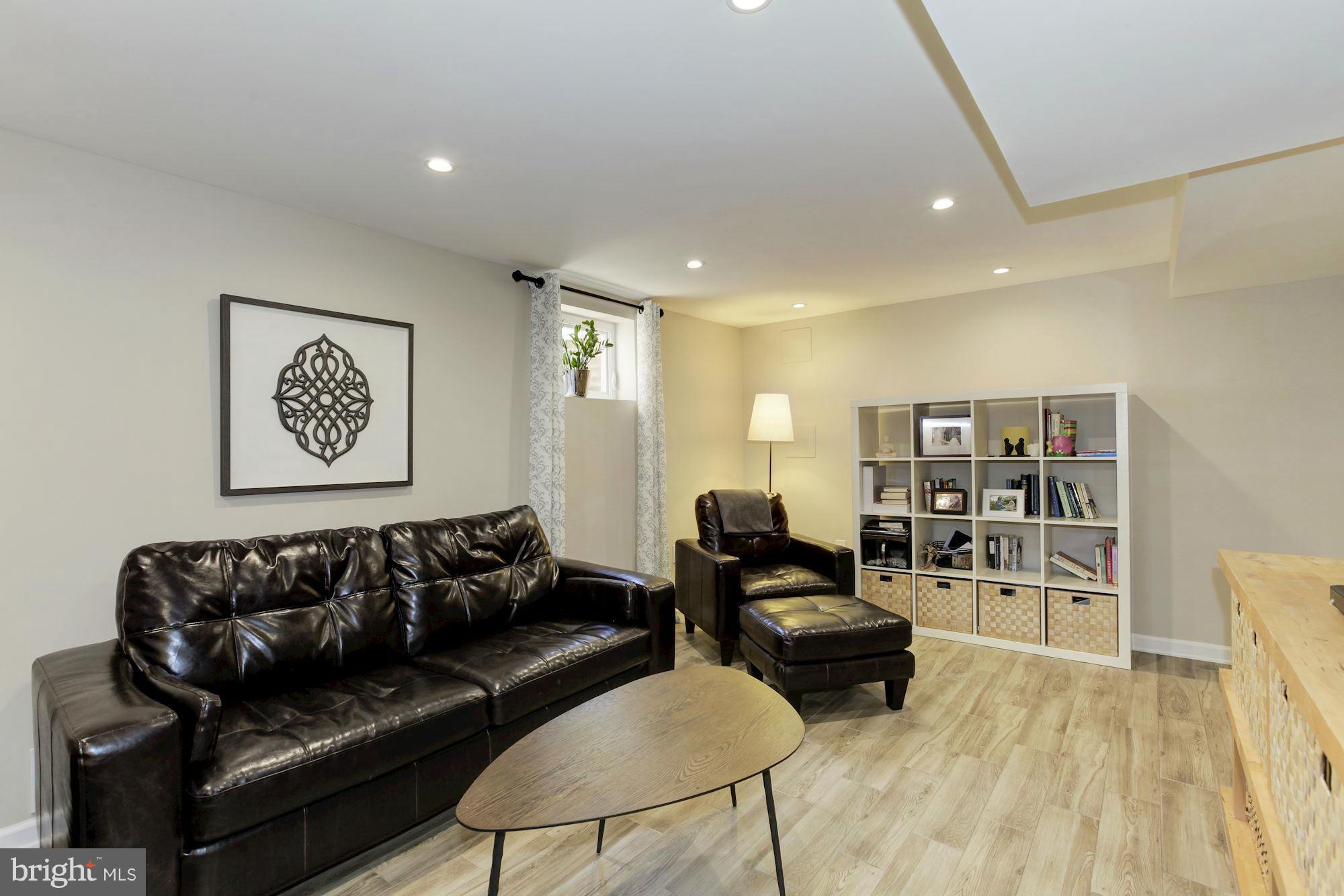 2415 Churchill Road Silver Spring, MD 20902 - Photo 20 of 30 Family Room