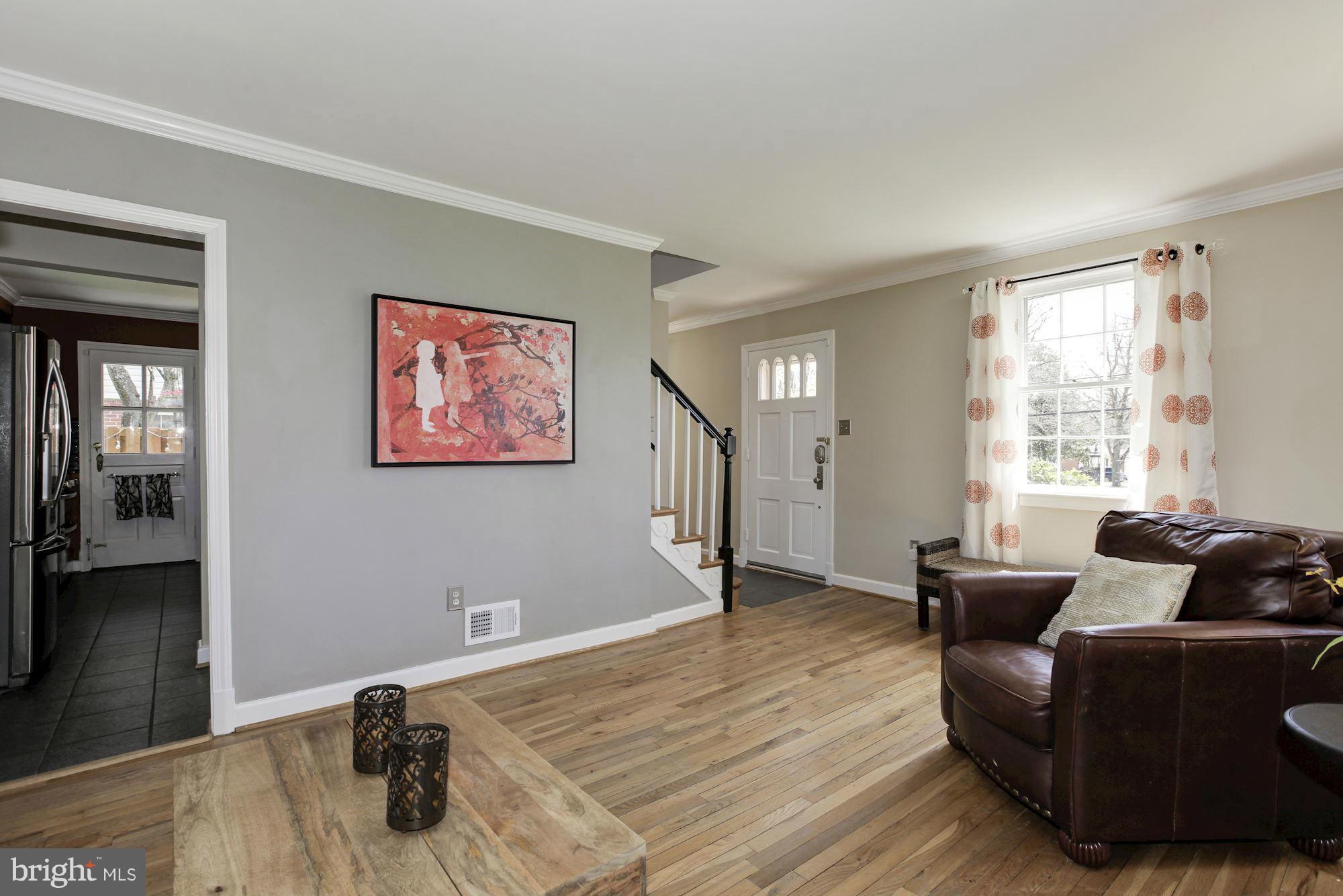 2415 Churchill Road Silver Spring, MD 20902 - Photo 6 of 30 Living Room