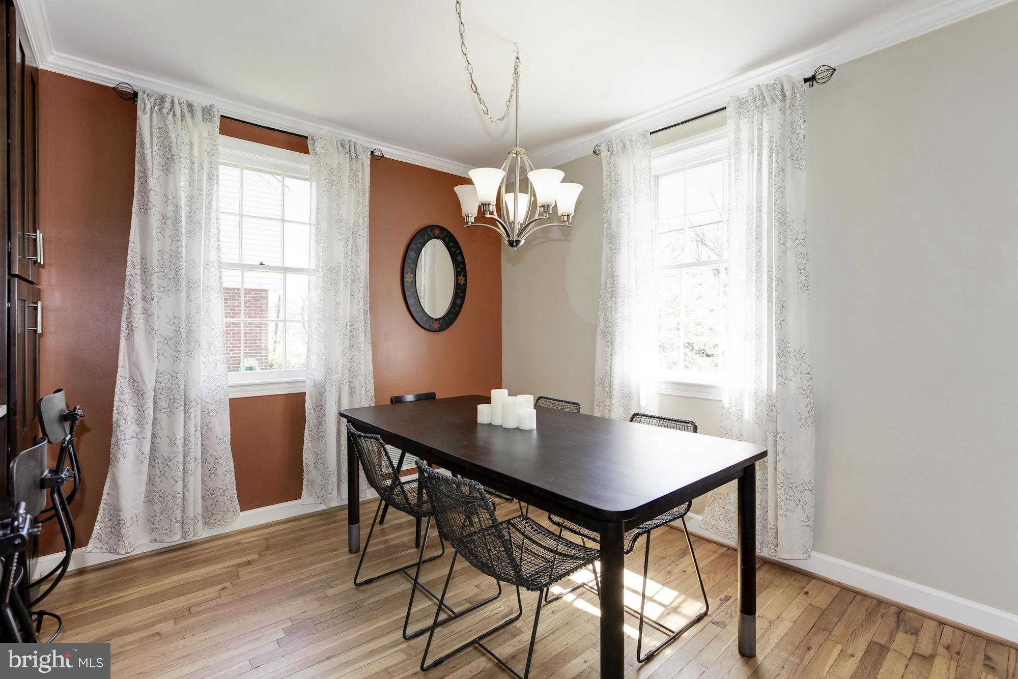 2415 Churchill Road Silver Spring, MD 20902 - Photo 8 of 30 Dining Room