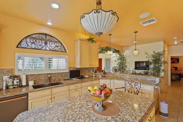 $799,900 | 23452 Road 20, Chowchilla, CA 93610