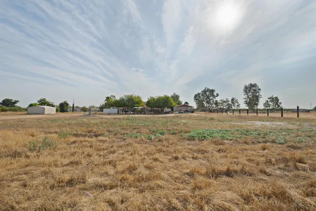 $799,900 | 23452 Road 20, Chowchilla, CA 93610
