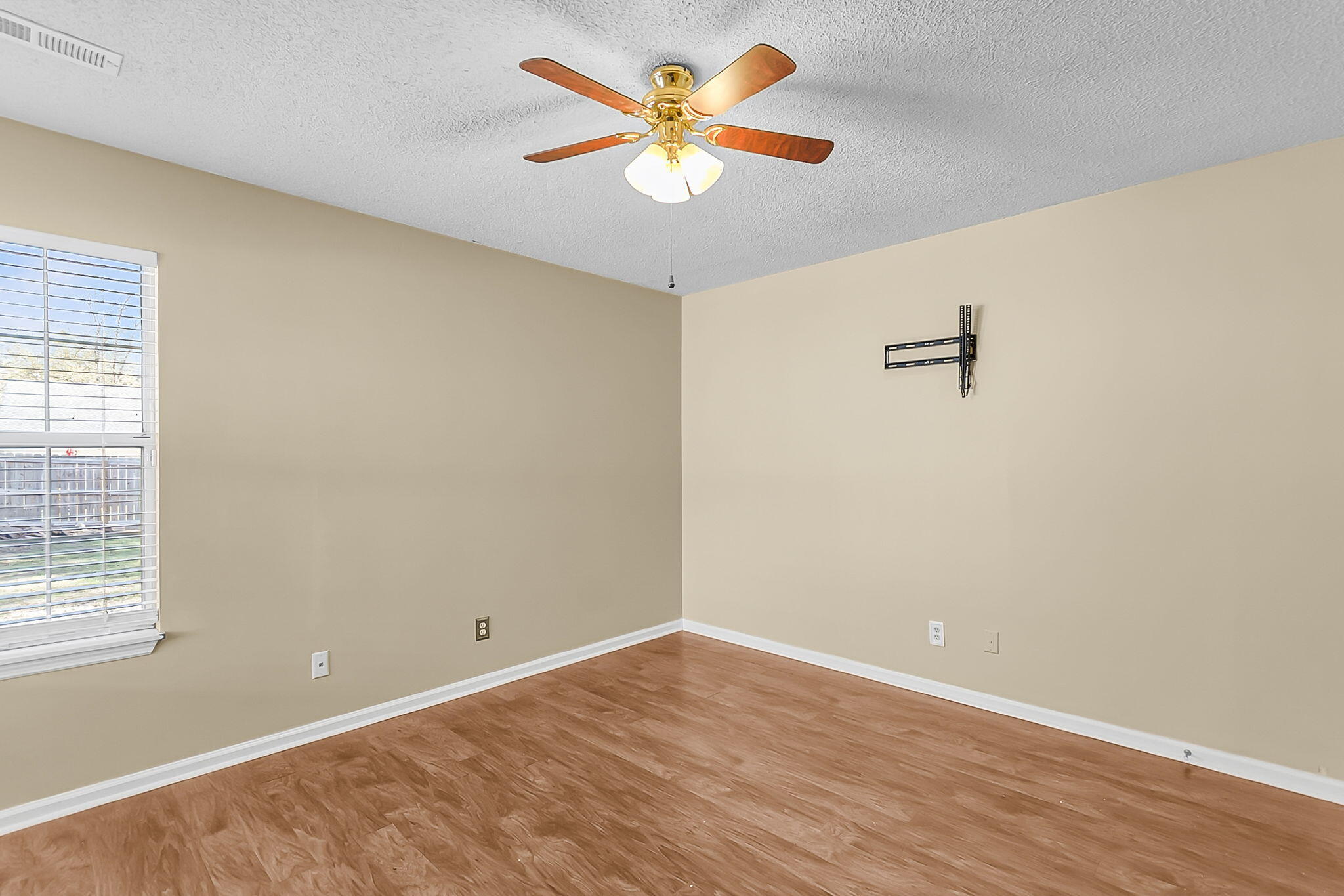 102 Westerly Place Goose Creek, SC 29445 - Photo 13 of 32 CREM - 102 Westerly-42