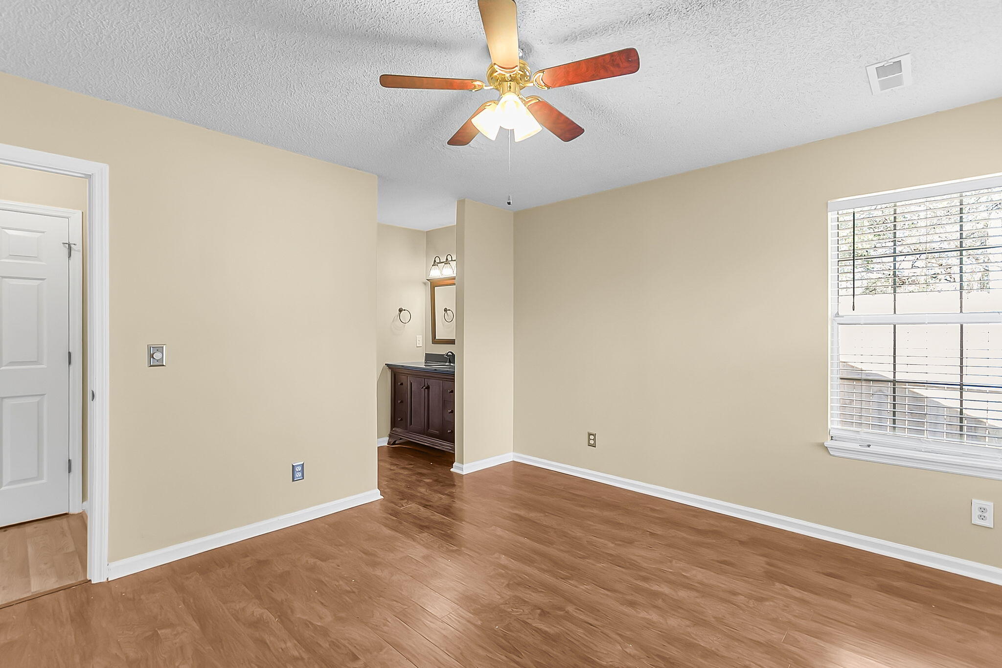 102 Westerly Place Goose Creek, SC 29445 - Photo 14 of 32 CREM - 102 Westerly-43