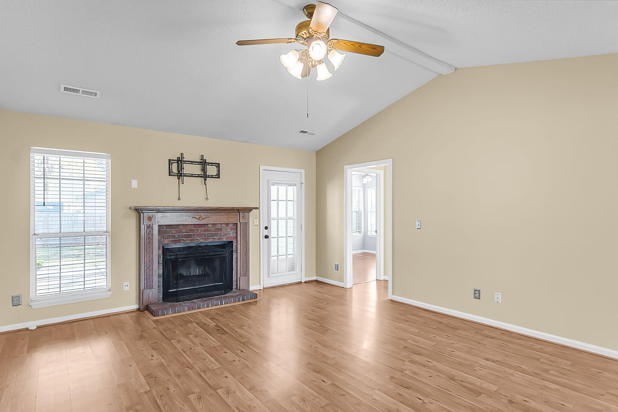 102 Westerly Place Goose Creek, SC 29445 - Photo 2 of 32 CREM - 102 Westerly-23