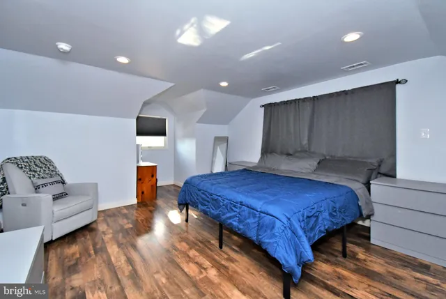 $570,000 | 2360 North Parkview Drive, Norristown, PA 19403