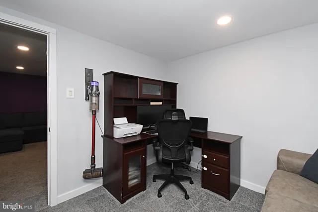 $570,000 | 2360 North Parkview Drive, Norristown, PA 19403