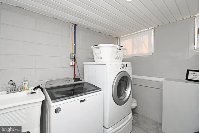 $570,000 | 2360 North Parkview Drive, Norristown, PA 19403