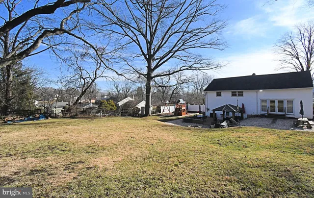 $570,000 | 2360 North Parkview Drive, Norristown, PA 19403