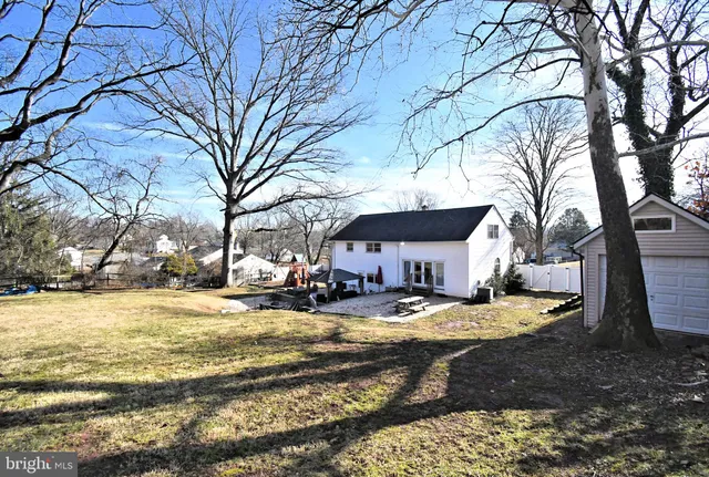 $570,000 | 2360 North Parkview Drive, Norristown, PA 19403