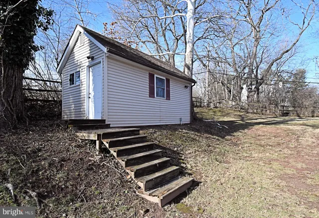 $570,000 | 2360 North Parkview Drive, Norristown, PA 19403