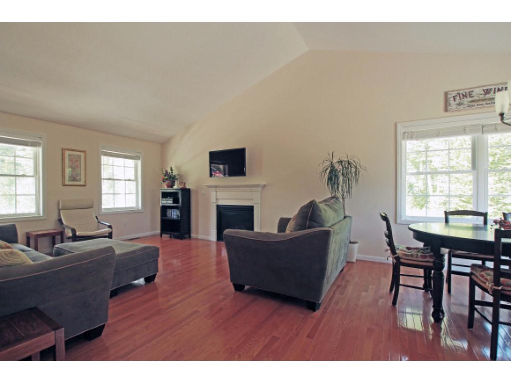 51 Phillips Road Sandown, NH 03873 - Photo 11 of 28 Gallery Image 11