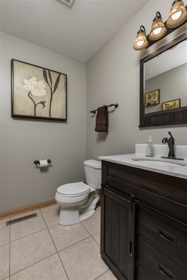 203 Taylor Ridge Belvidere, IL 61008 - Photo 17 of 31 Gallery Image 17