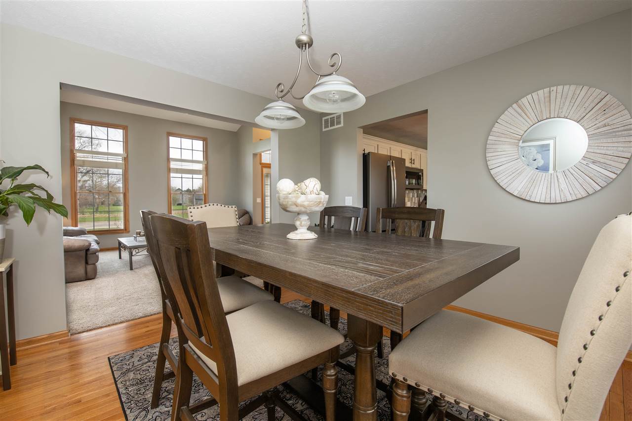 203 Taylor Ridge Belvidere, IL 61008 - Photo 8 of 31 Gallery Image 8