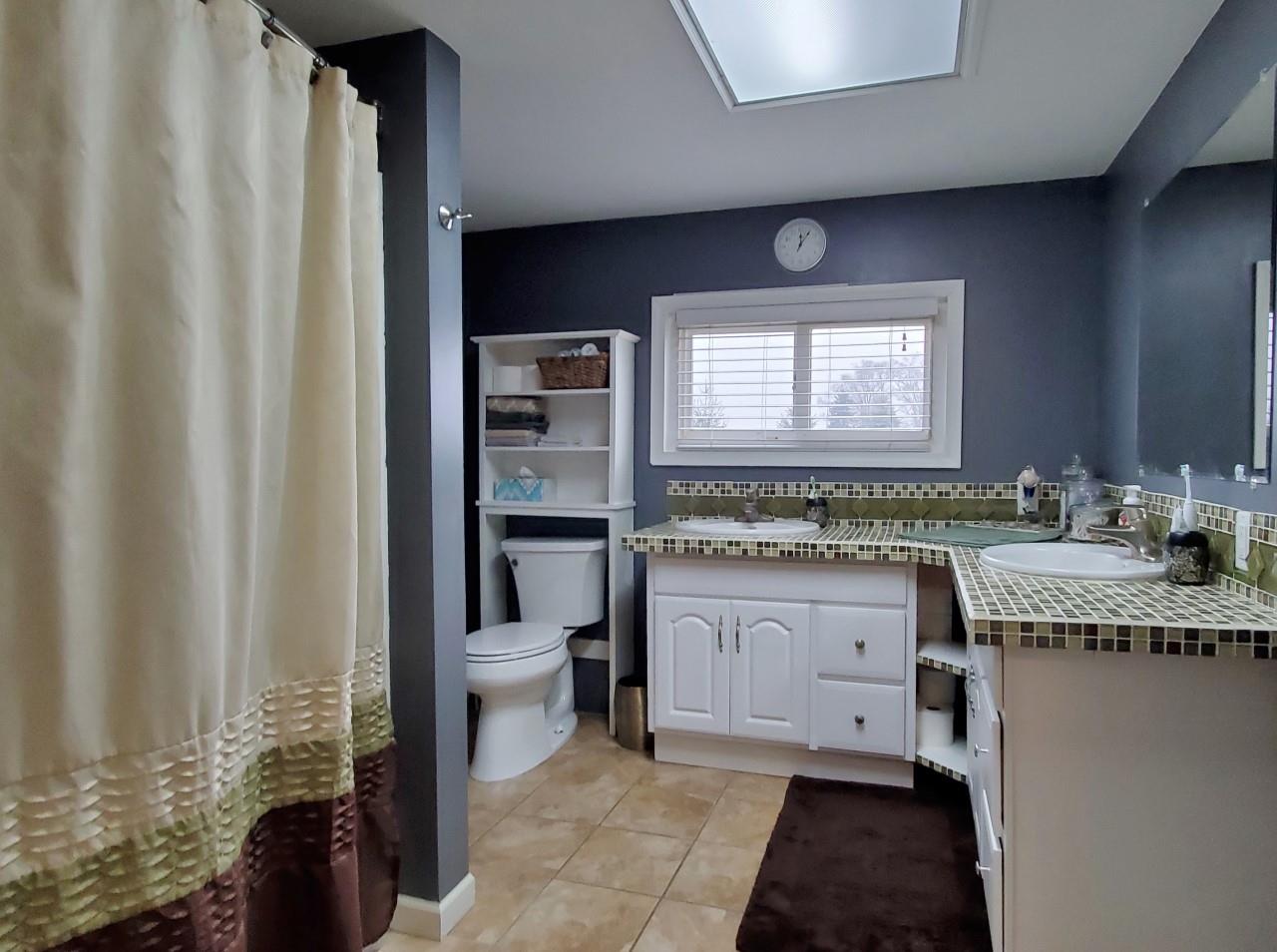 5223 North Barry Road Wheeler, MI 48662 - Photo 14 of 34 1882727-13.JPG