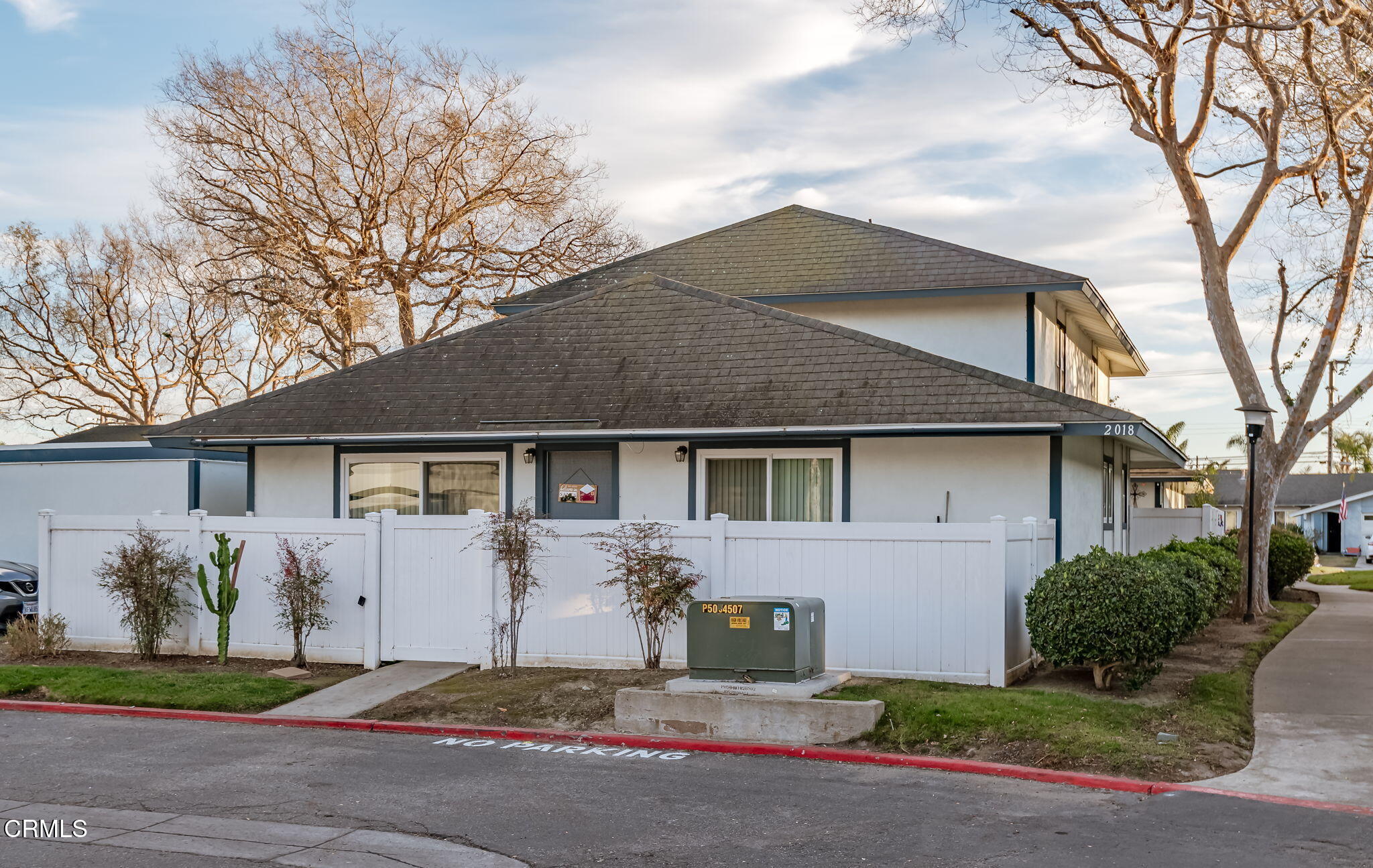 2018 Miramar Walk Oxnard, CA 93035 - Photo 1 of 22 1-web-or-mls-00 - Exterior View