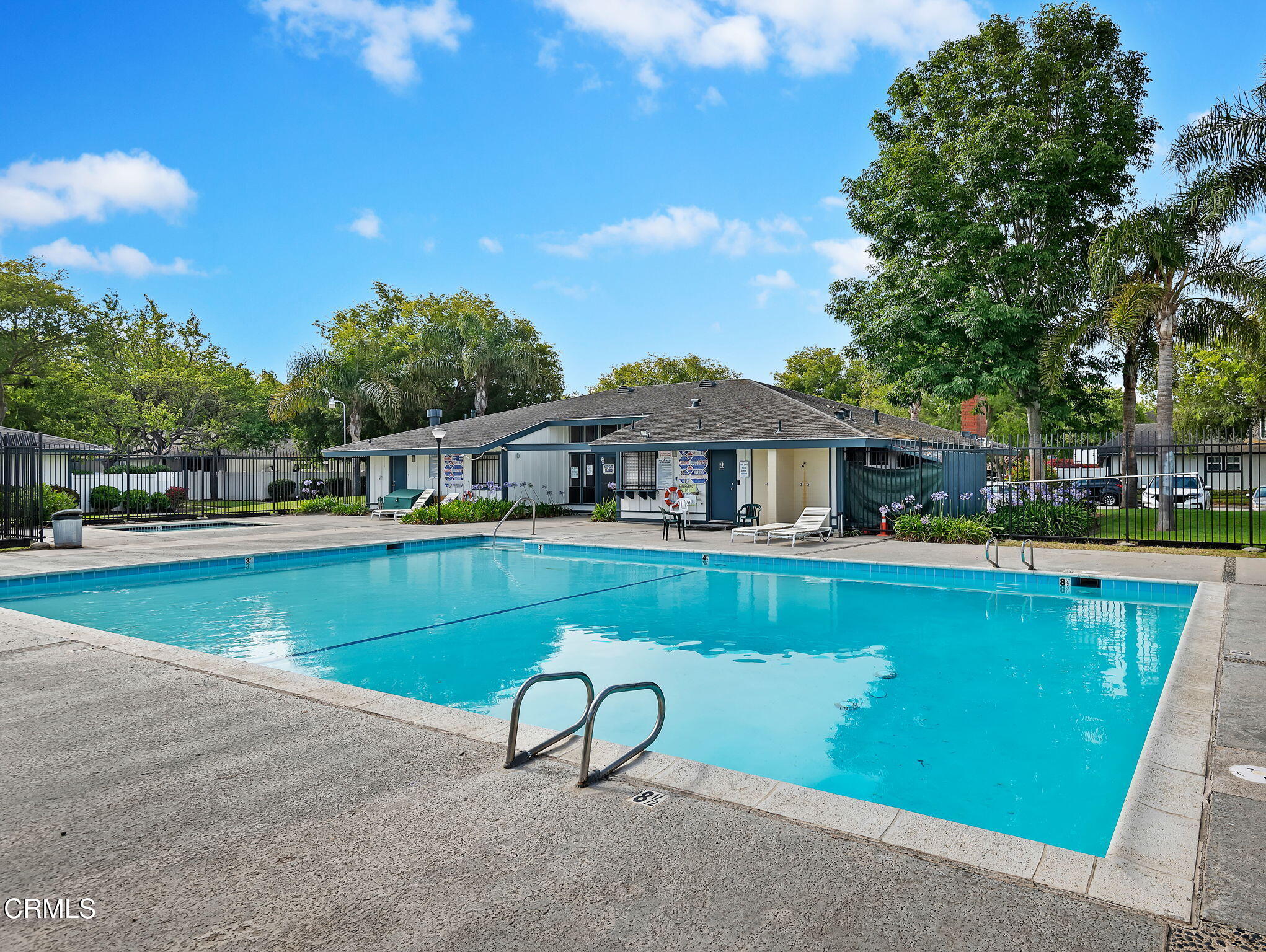 2018 Miramar Walk Oxnard, CA 93035 - Photo 19 of 22 18-web-or-mls-18 - Villas Community Pool