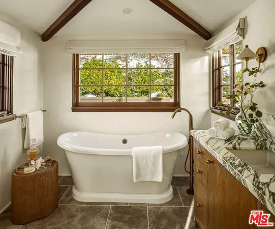 $11,985,000 | 1744 Reedvale Lane, Los Angeles, CA 90049