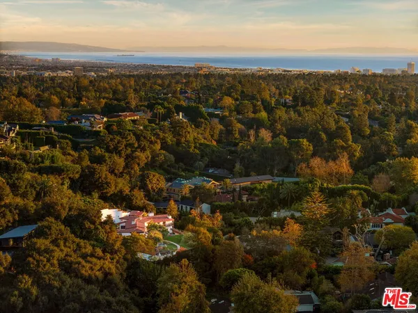 $11,985,000 | 1744 Reedvale Lane, Los Angeles, CA 90049