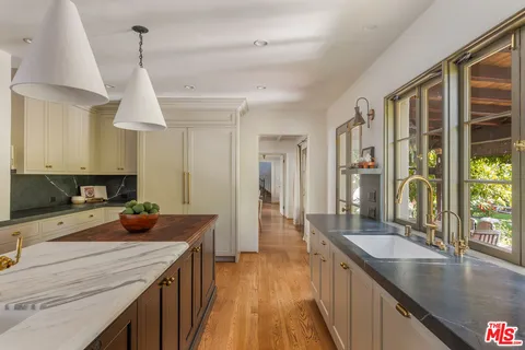 $11,985,000 | 1744 Reedvale Lane, Los Angeles, CA 90049