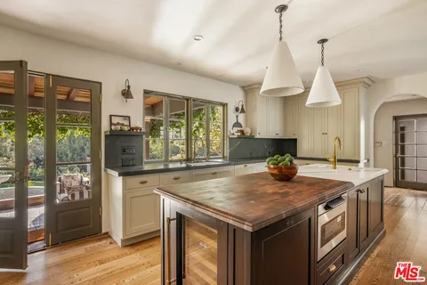 $11,985,000 | 1744 Reedvale Lane, Los Angeles, CA 90049