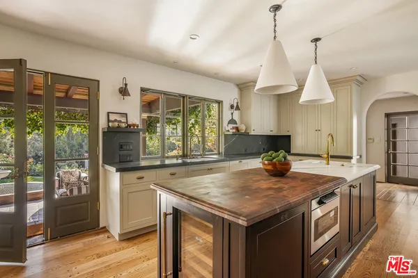 $11,985,000 | 1744 Reedvale Lane, Los Angeles, CA 90049