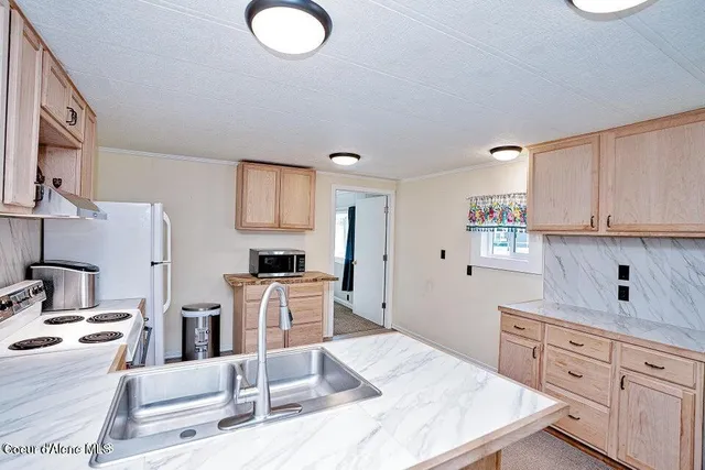 $89,900 | 1704 West Yellowstone Avenue, Osburn, ID 83849