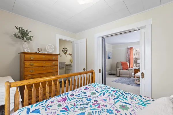 $226,000 | 1001 West Michigan Avenue, Jackson, MI 49202