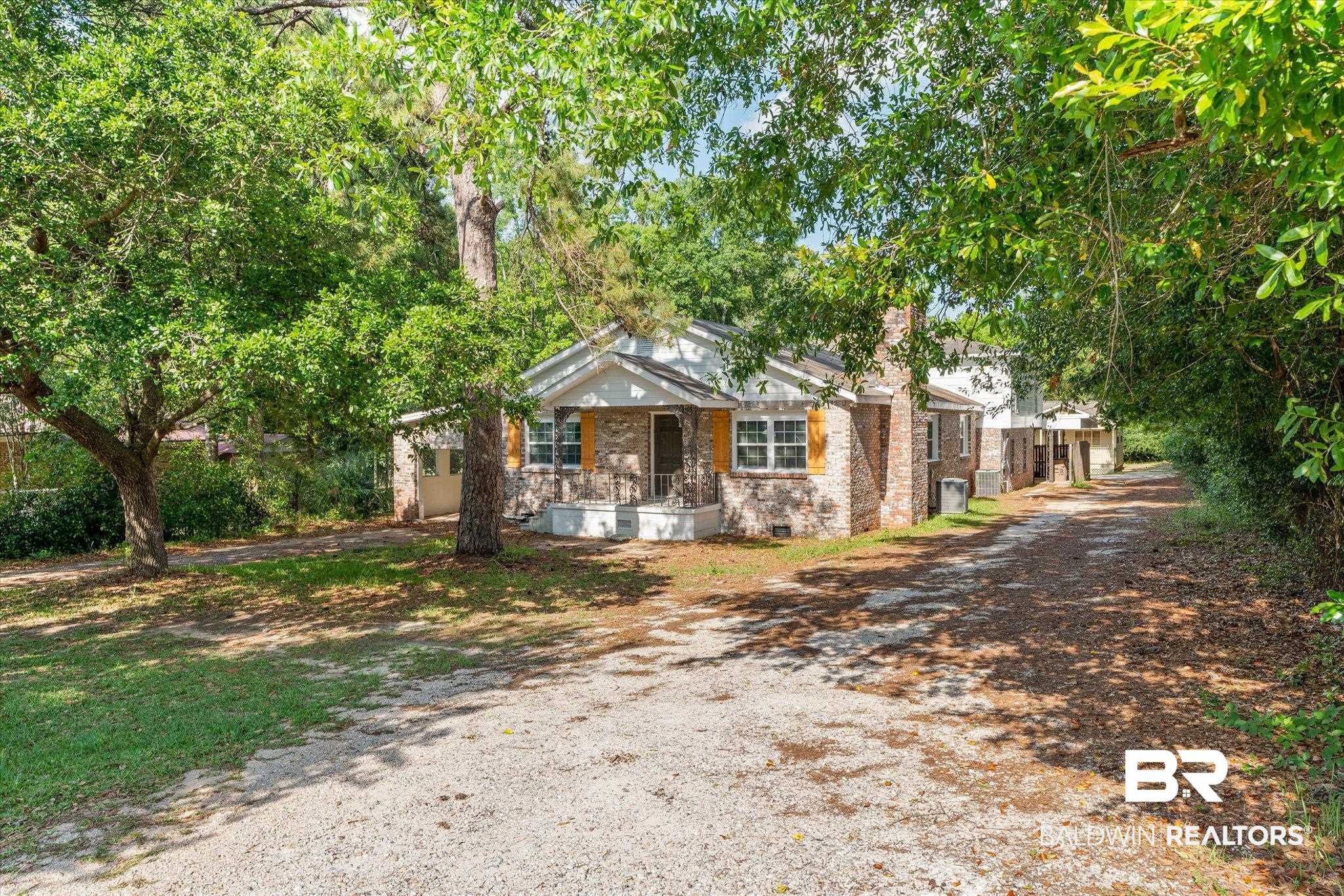 1746 Cody Road North Mobile, AL 36618 - Photo 18 of 33