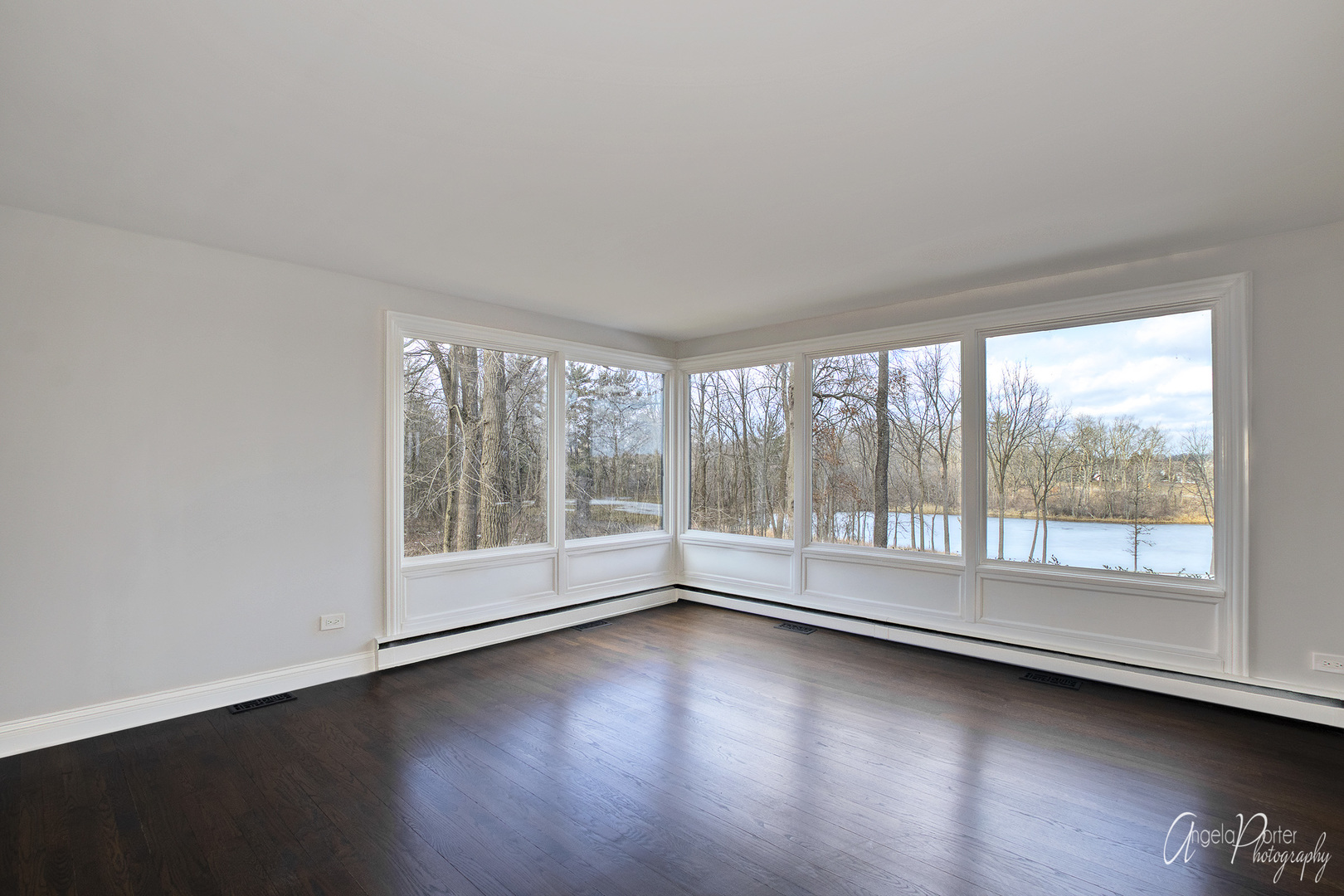 30W641 West Irving Park Road Elgin, IL 60120 - Photo 8 of 57