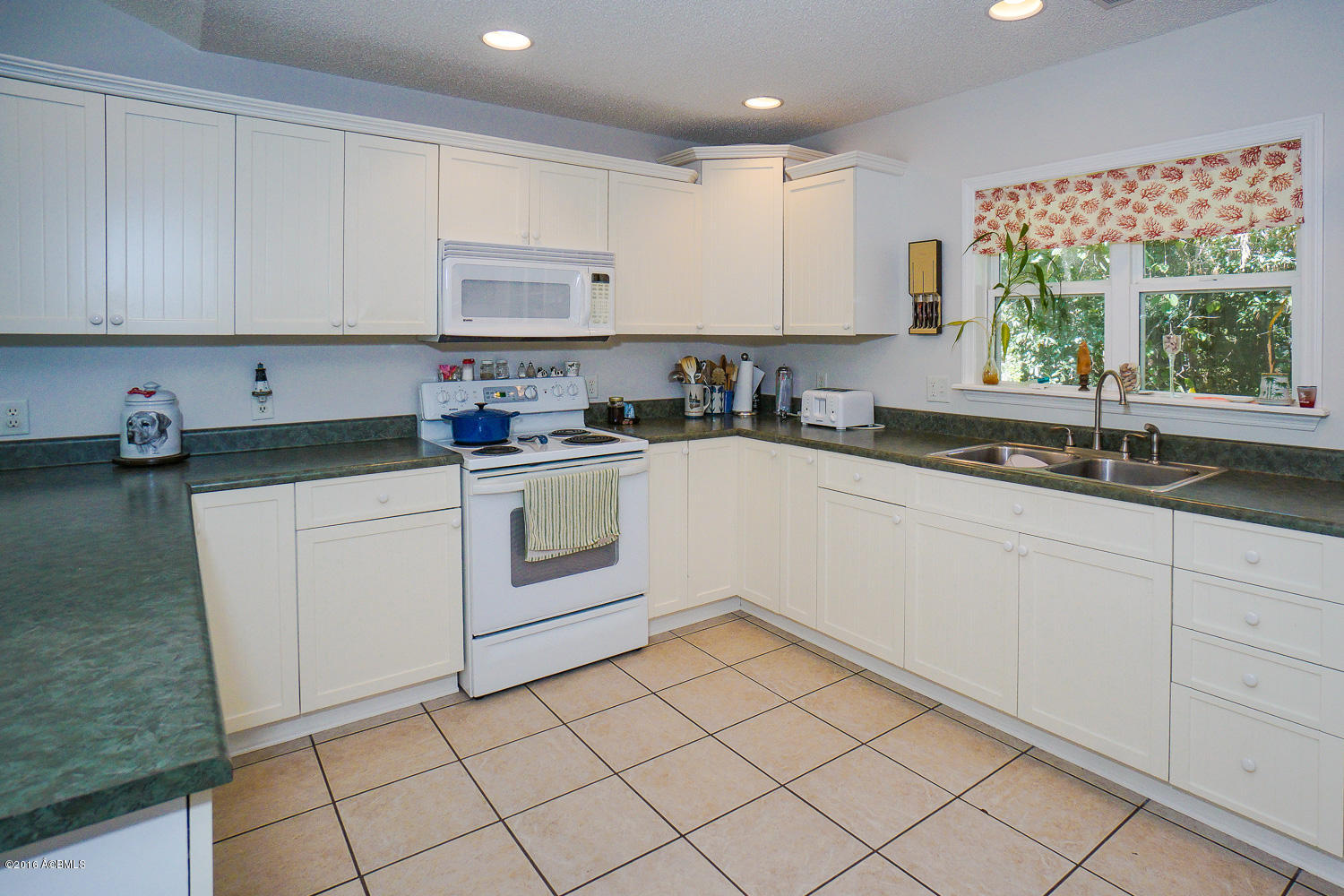 4064 Shell Point Road Beaufort, SC 29906 - Photo 33 of 50 4064 Shell Point-22